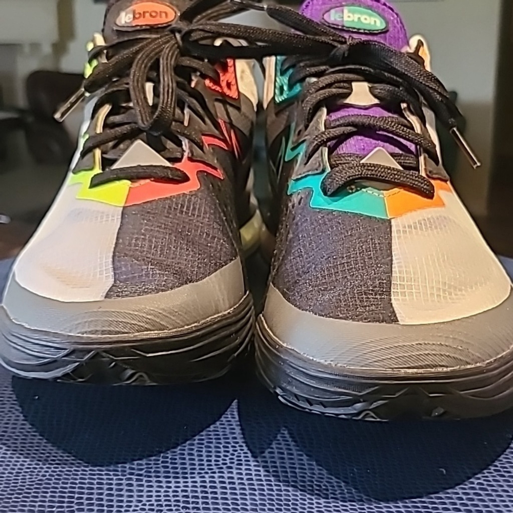 NIKE LeBron XVIII Low "Greedy"airmax sneakers multi color Mens sz 8.(#1199)VGC. - Picture 4 of 13